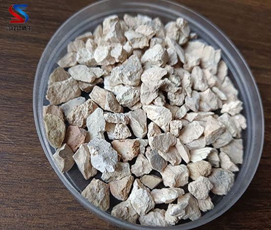 對鋁酸鈣粉生產(chǎn)的材料要求進(jìn)行全面分析,煉棕剛玉用鋁礬土,鋁礬土,凈水劑鋁礬土